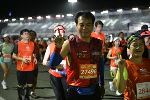 BIB: 173, 27496, 2844
                            <button type="button" onclick="openModal(10887011)" class="btn btn-primary btn-sm float-right btn-popup" data-toggle="modal" data-target=".modal-high-quality">
                        <i class="fas fa-shopping-cart"></i> Add to Cart
                    </button>
                                            <button type="button" onclick="isThisMe(10887011, true)" class="btn btn-success btn-sm float-right btn-popup btn-isme hidden" data-toggle="tooltip" data-placement="bottom" title="นี่คือรูปของคุณใช่ไหม คลิกที่นี่เพื่อเอาเข้าอัลบั้ม">
                        <i class="fas fa-plus"></i> Add to album
                    </button>
                    <button type="button" onclick="isThisMe(10887011, false)" class="btn btn-warning btn-sm float-right btn-popup btn-isnotme hidden">
                        <i class="fas fa-ban"></i> Remove from album
                    </button>